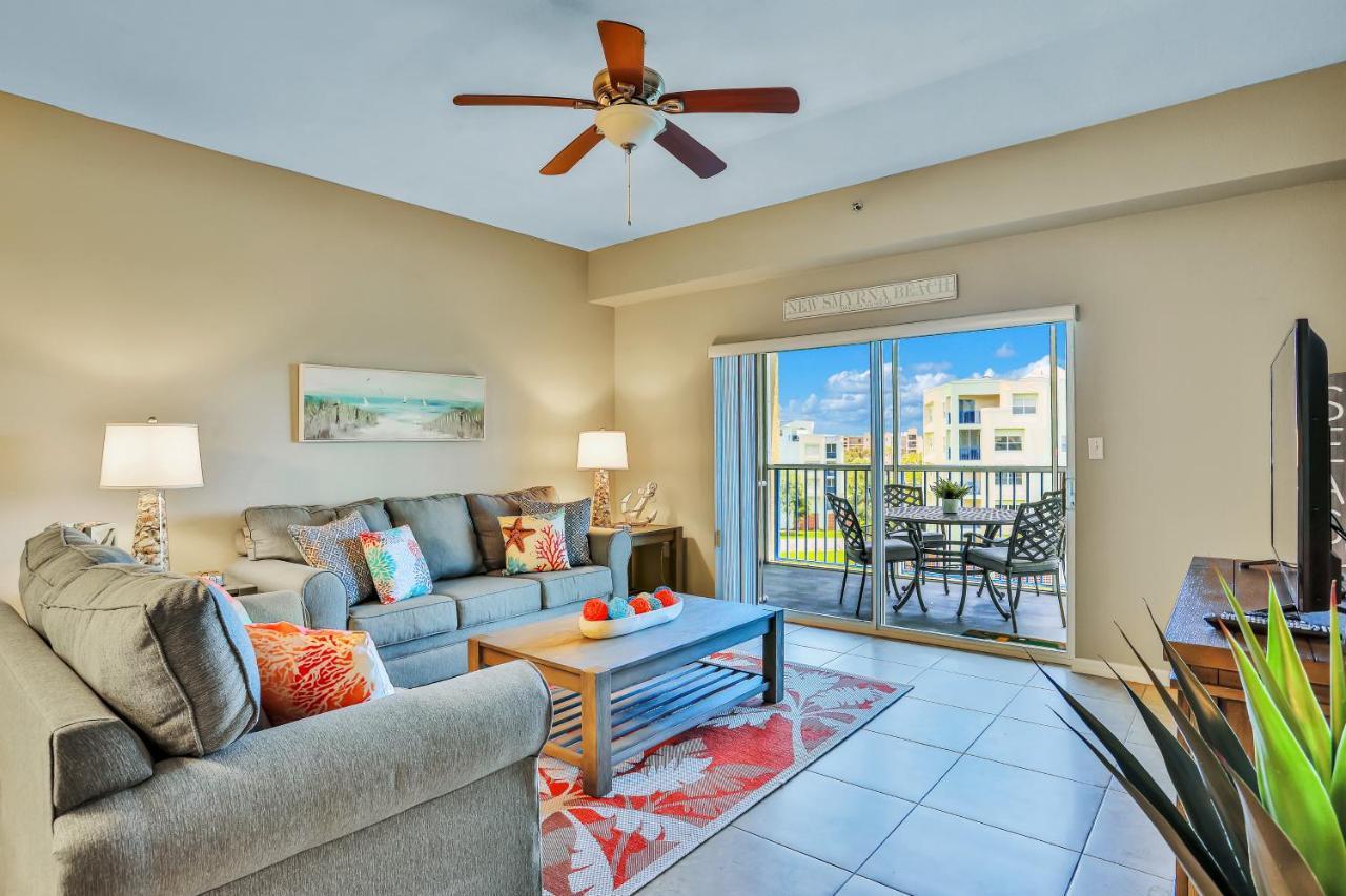 Oceanwalk Condos Bethune Beach ภายนอก รูปภาพ