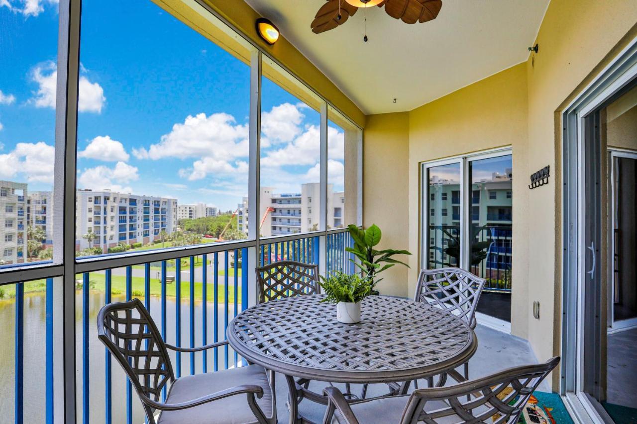 Oceanwalk Condos Bethune Beach ภายนอก รูปภาพ