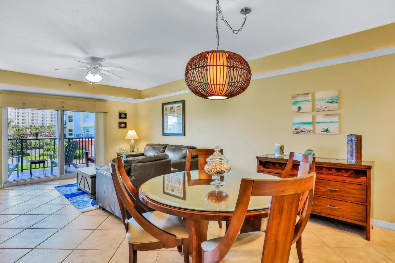 Oceanwalk Condos Bethune Beach ภายนอก รูปภาพ