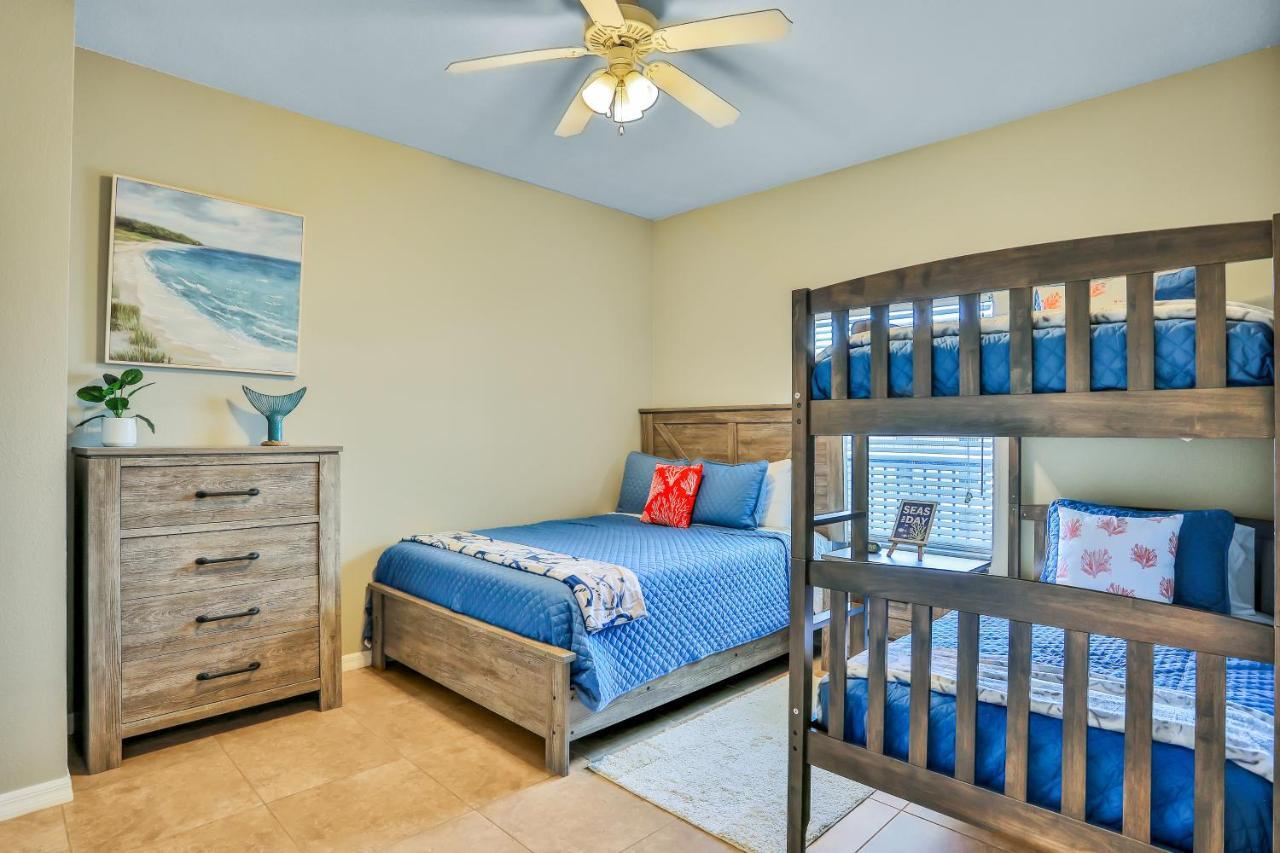 Oceanwalk Condos Bethune Beach ภายนอก รูปภาพ