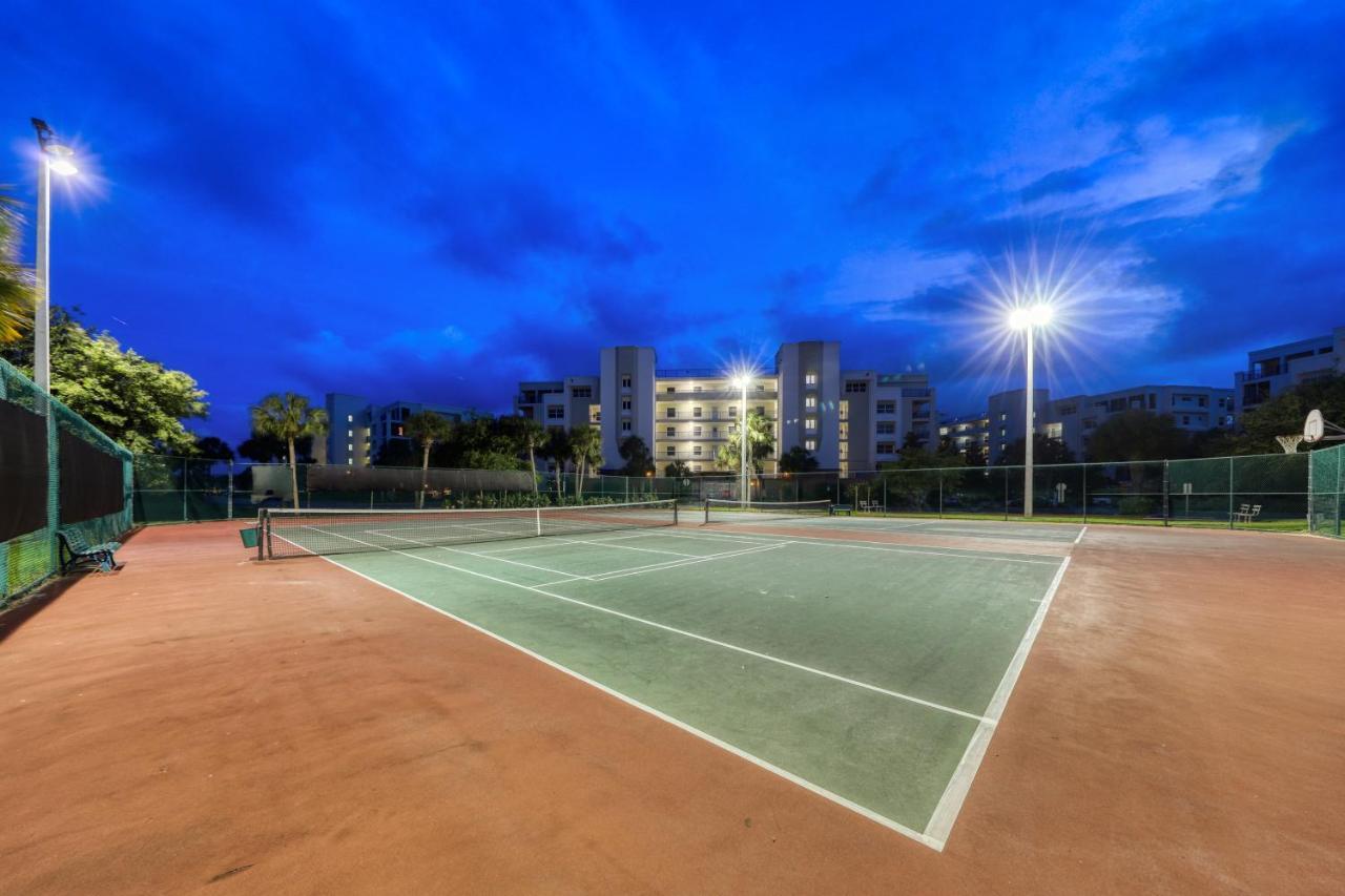 Oceanwalk Condos Bethune Beach ภายนอก รูปภาพ